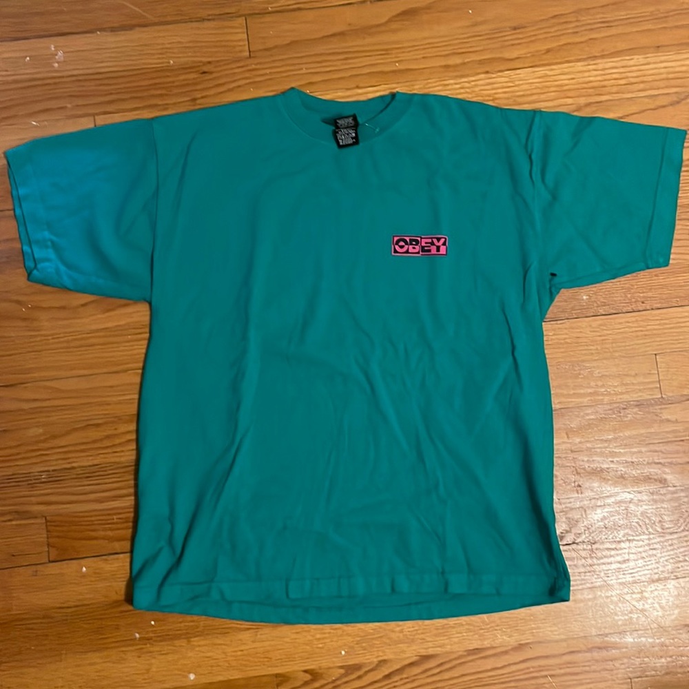 OBEY t-shirt